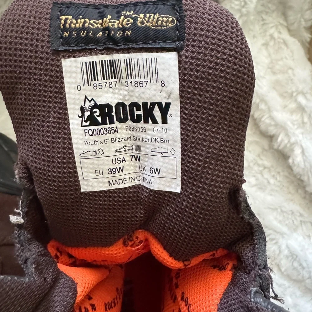 Rocky Dark Brown and Black Outdoor Boots boys gently used